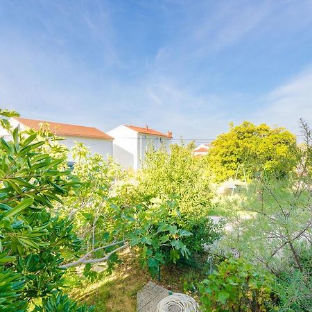 Apartments Slavica R Banjol Zewnętrze zdjęcie