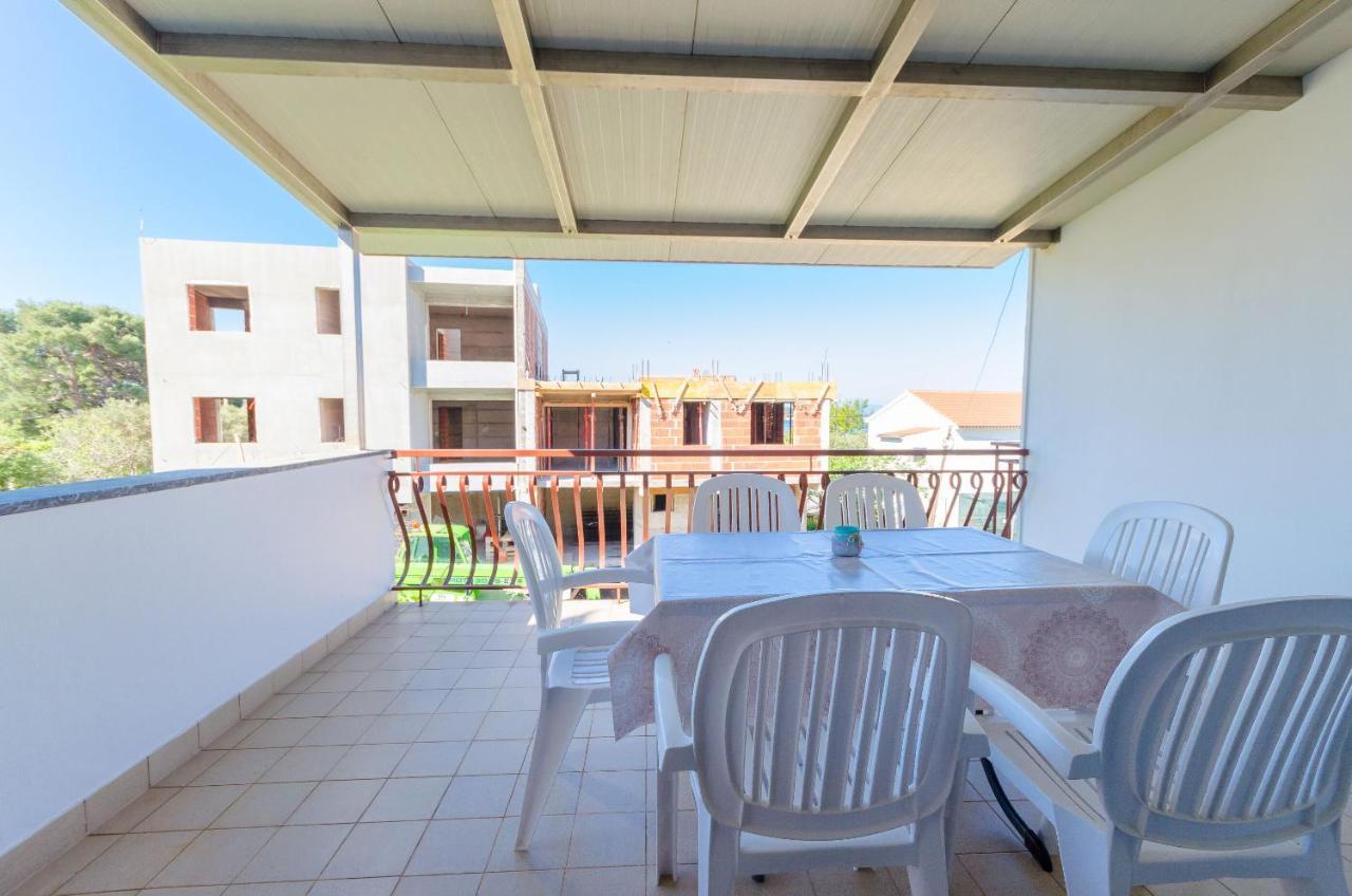 Apartments Slavica R Banjol Zewnętrze zdjęcie