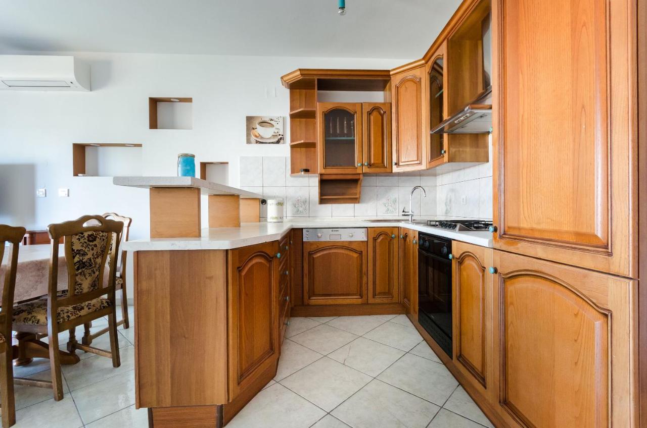 Apartments Slavica R Banjol Zewnętrze zdjęcie