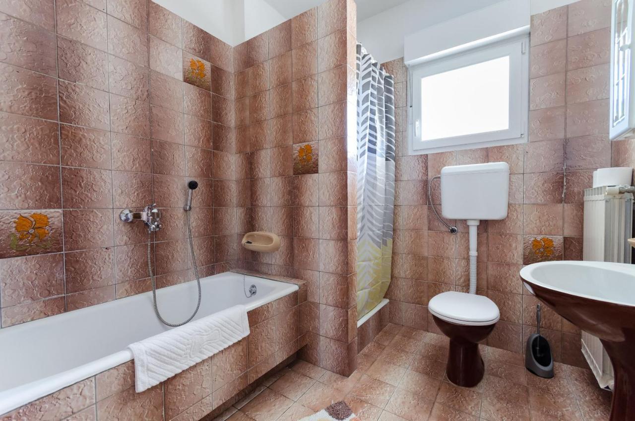 Apartments Slavica R Banjol Zewnętrze zdjęcie