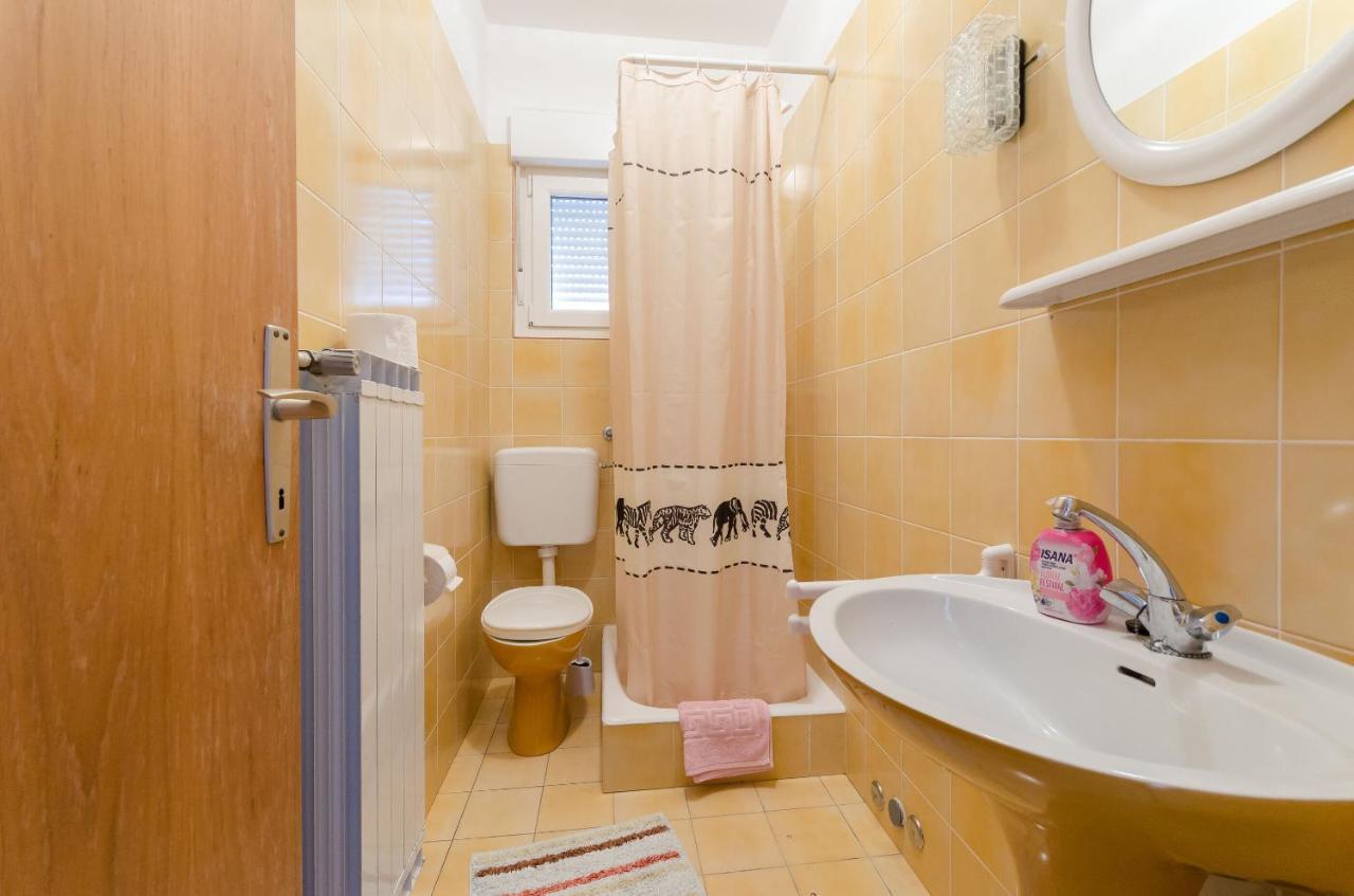 Apartments Slavica R Banjol Zewnętrze zdjęcie